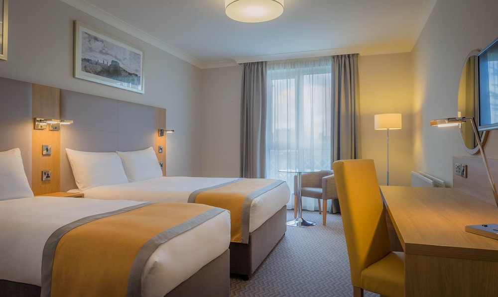 DELUXE, DOUBLE BED
