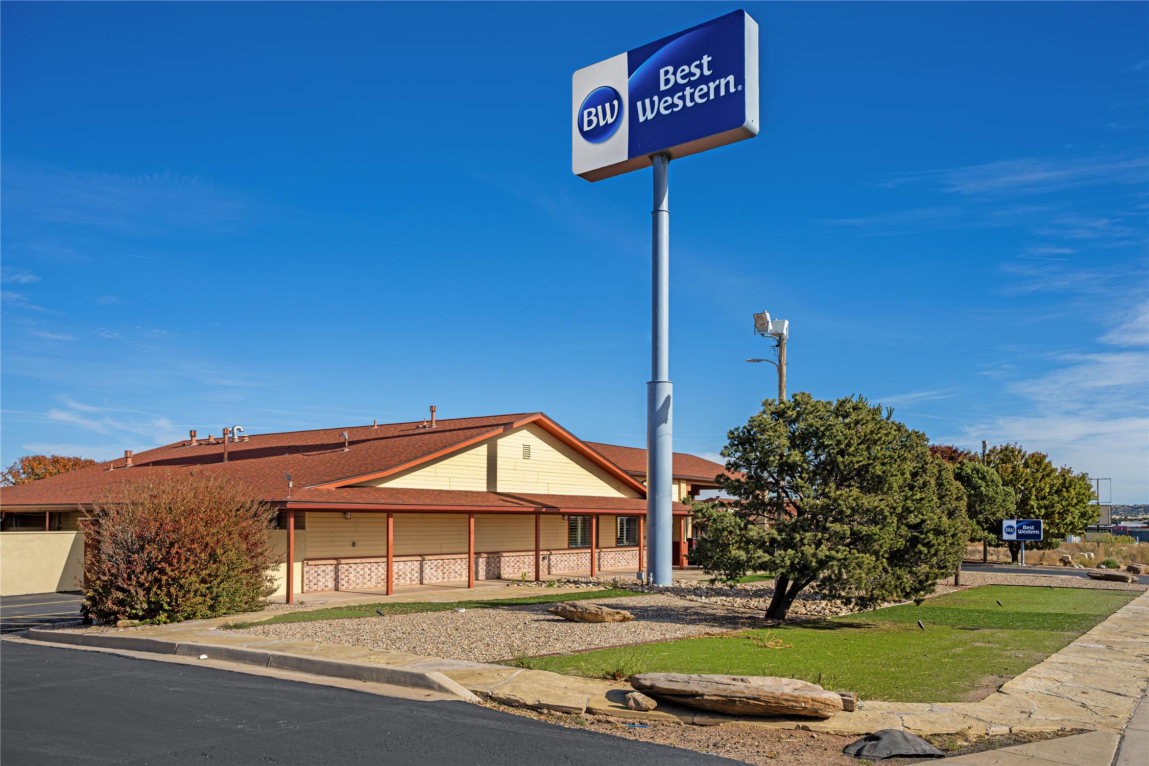 Best Western Santa Rosa Inn 2/19