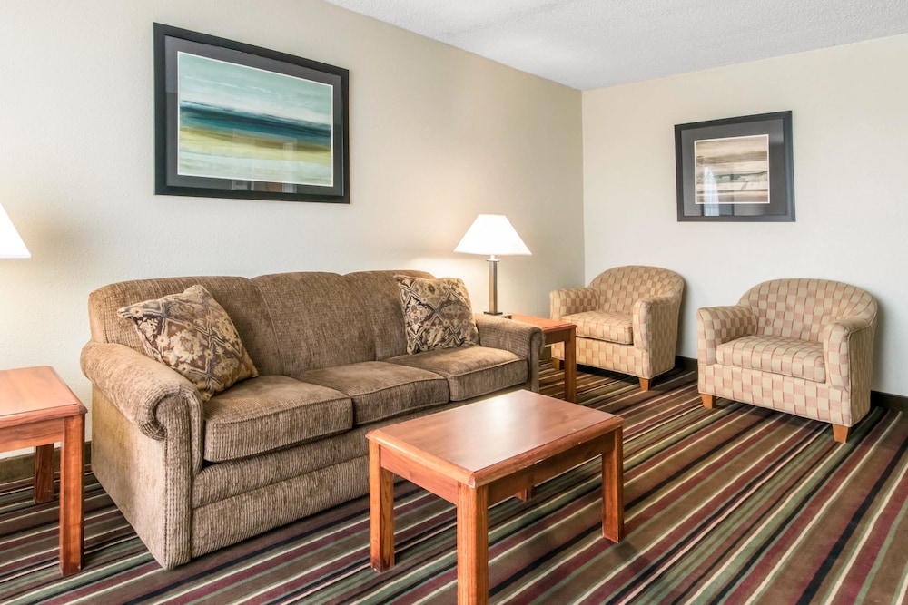 Quality Inn & Suites Horse Cave - Cave City 29/39