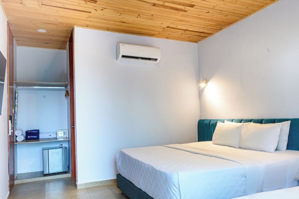 غرفة سوبيريور ثلاثية بسرير كينج وسرير فردي بشرفة، Hotel Caribbean Cartagena 3/10