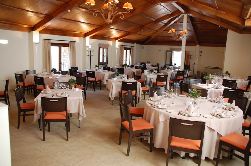 Hotel Convento del Giraldo 57/70
