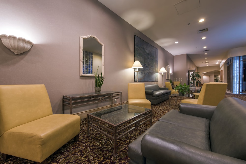 Grand Vista Hotel 33/47
