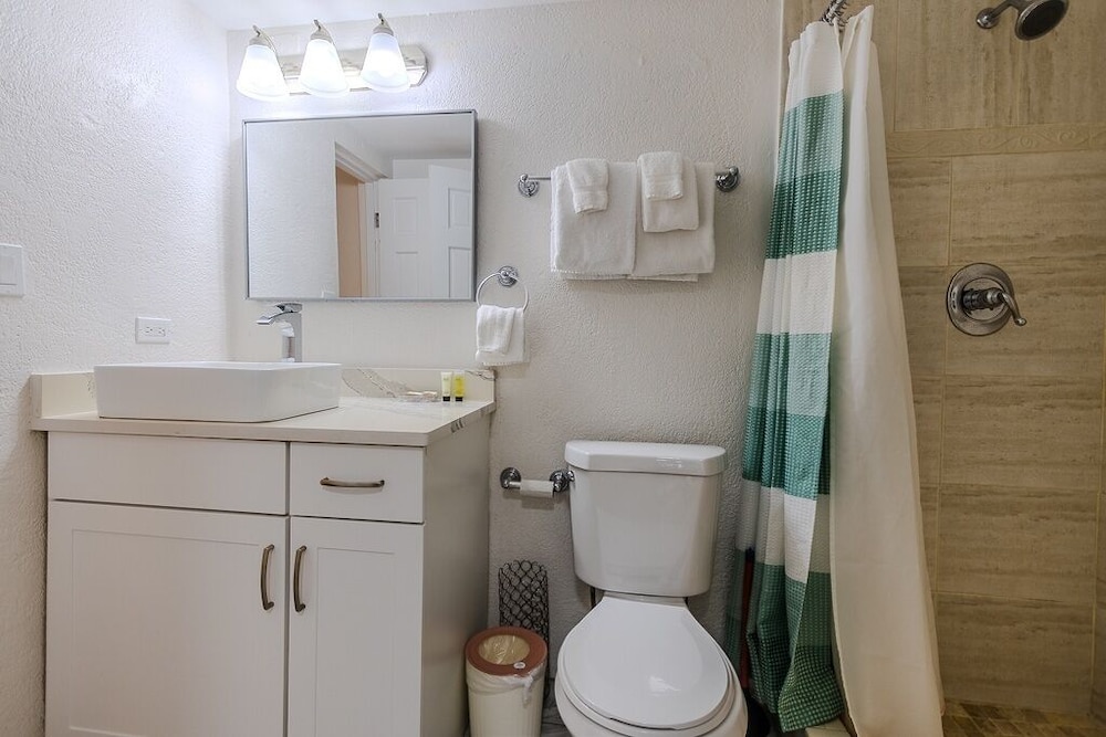 1 Bedroom, Condo, King Bed, Sofa, Point Pleasant Resort 7/10