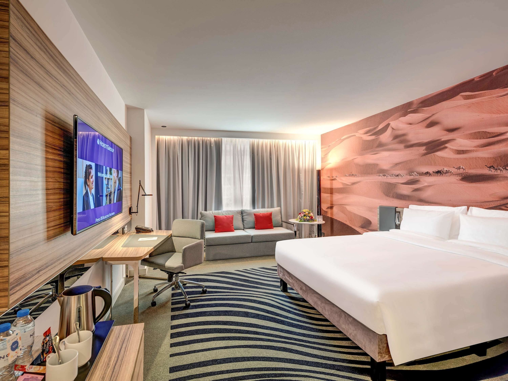 STANDARD, DOUBLE BED, CITY VIEW