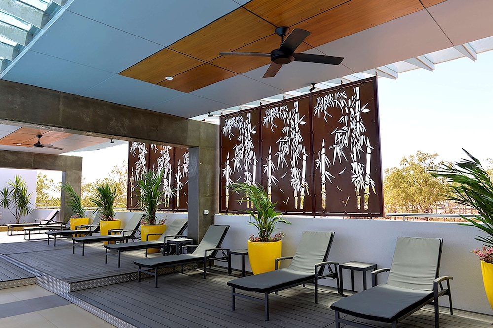 Rydges Palmerston 36/64