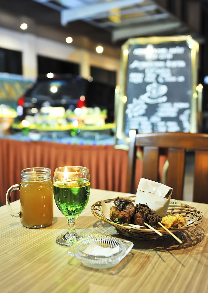 Hotel Grasia Semarang 22/33