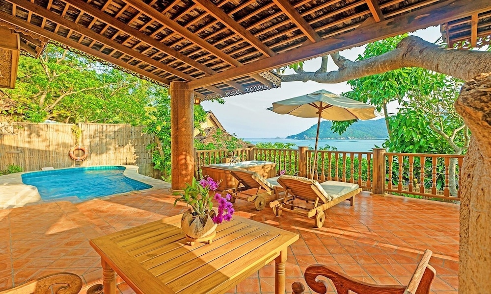Sea View Pool Villa Plus