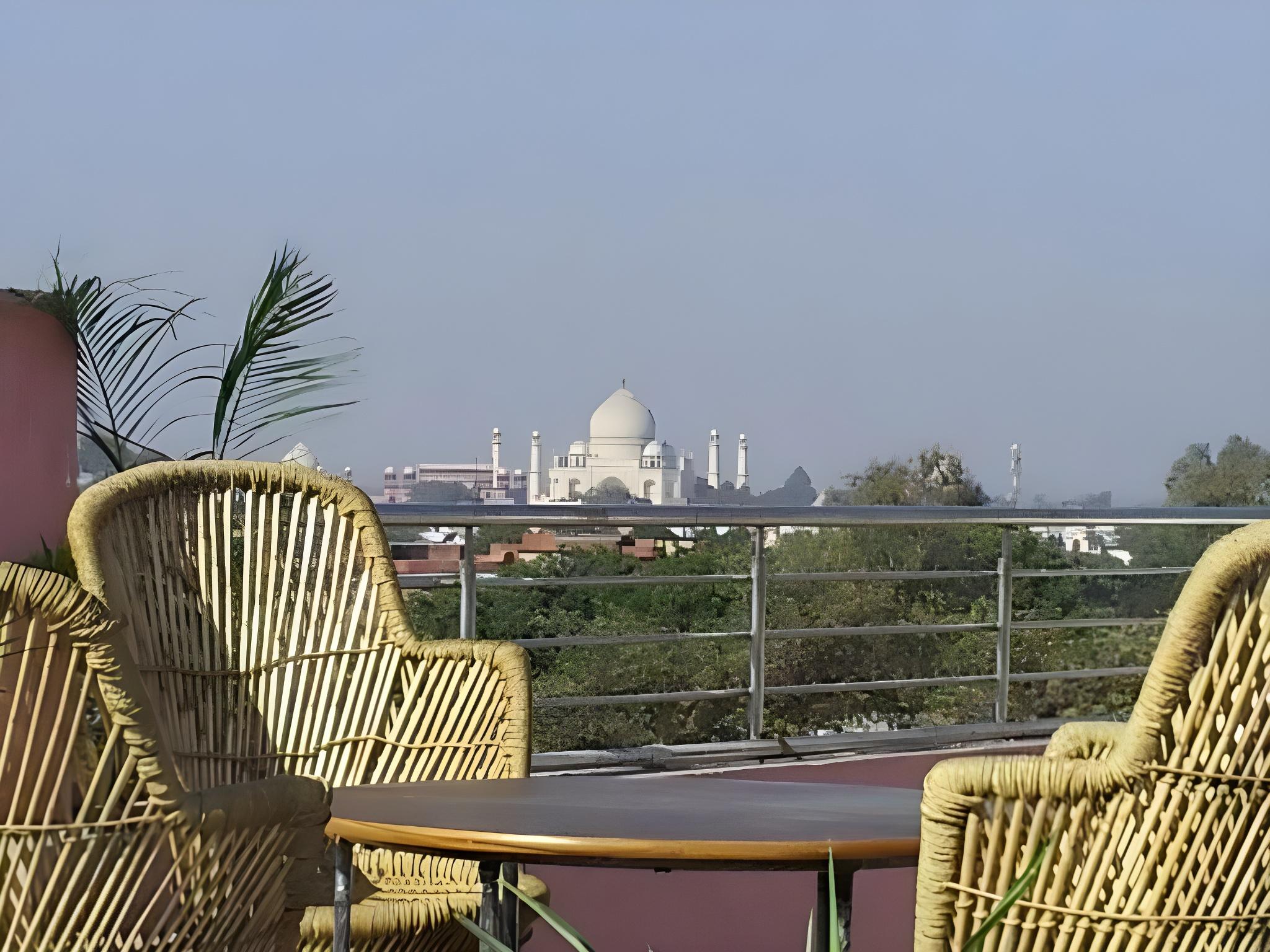 Hotel Love Kush, Agra