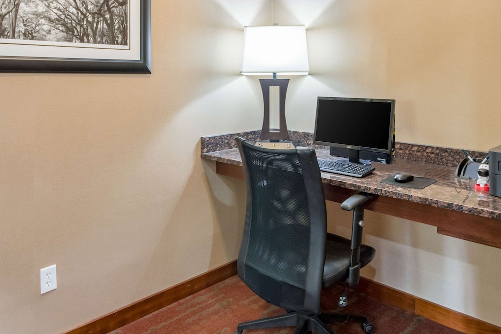 Quality Inn Dandridge 44/59