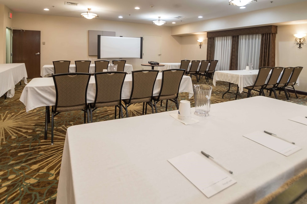Hampton Inn by Hilton Tiffin 36/47