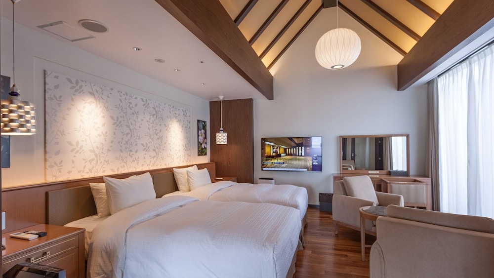 Pool, Executive, Suite, Villa, Twin Beds, Lounge Access