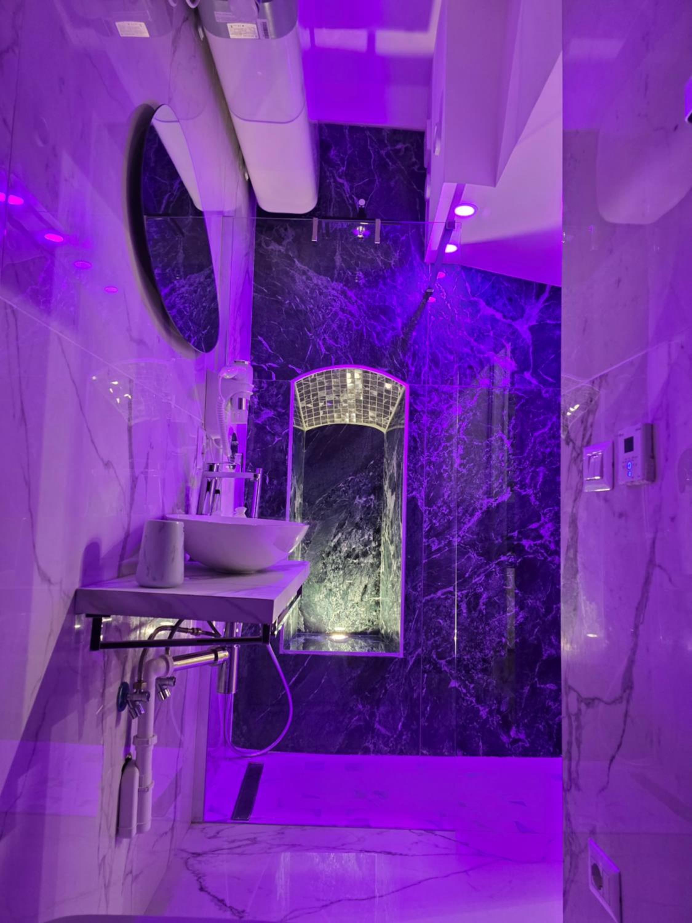 Mirror Suite Roma Jacuzzi Colosseo Monti 10/13