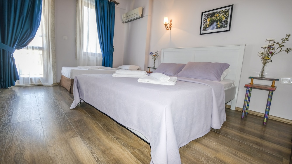 Karaburun Konak Hotel 15/50