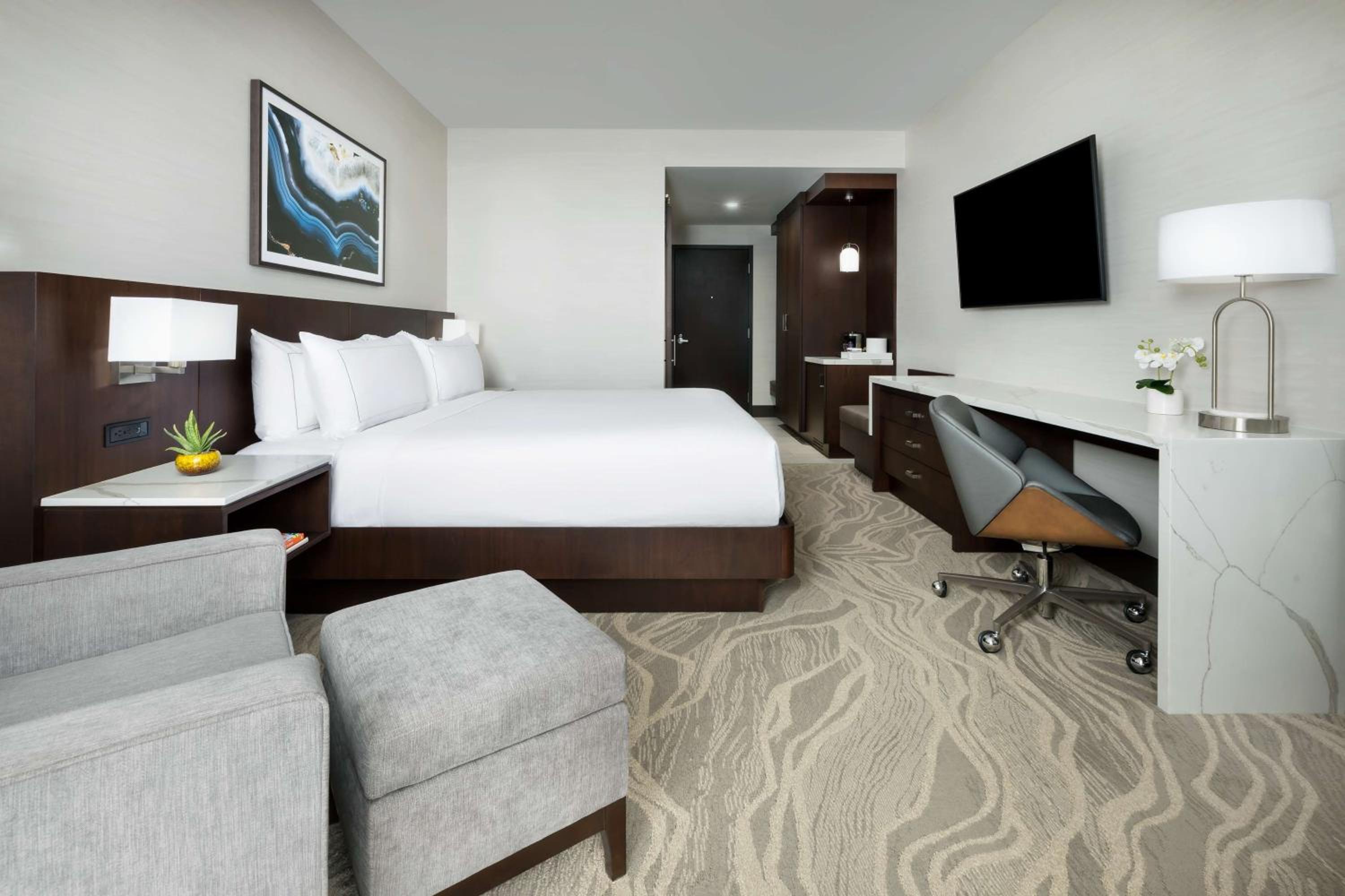 Stay Well, King Bed, Doubletree By Hilton Tucson Downtown Convention Center 3/5