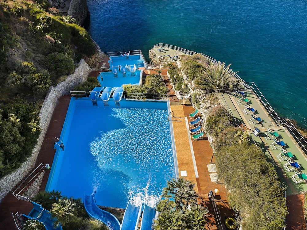 CDSHotels Terrasini 3/70