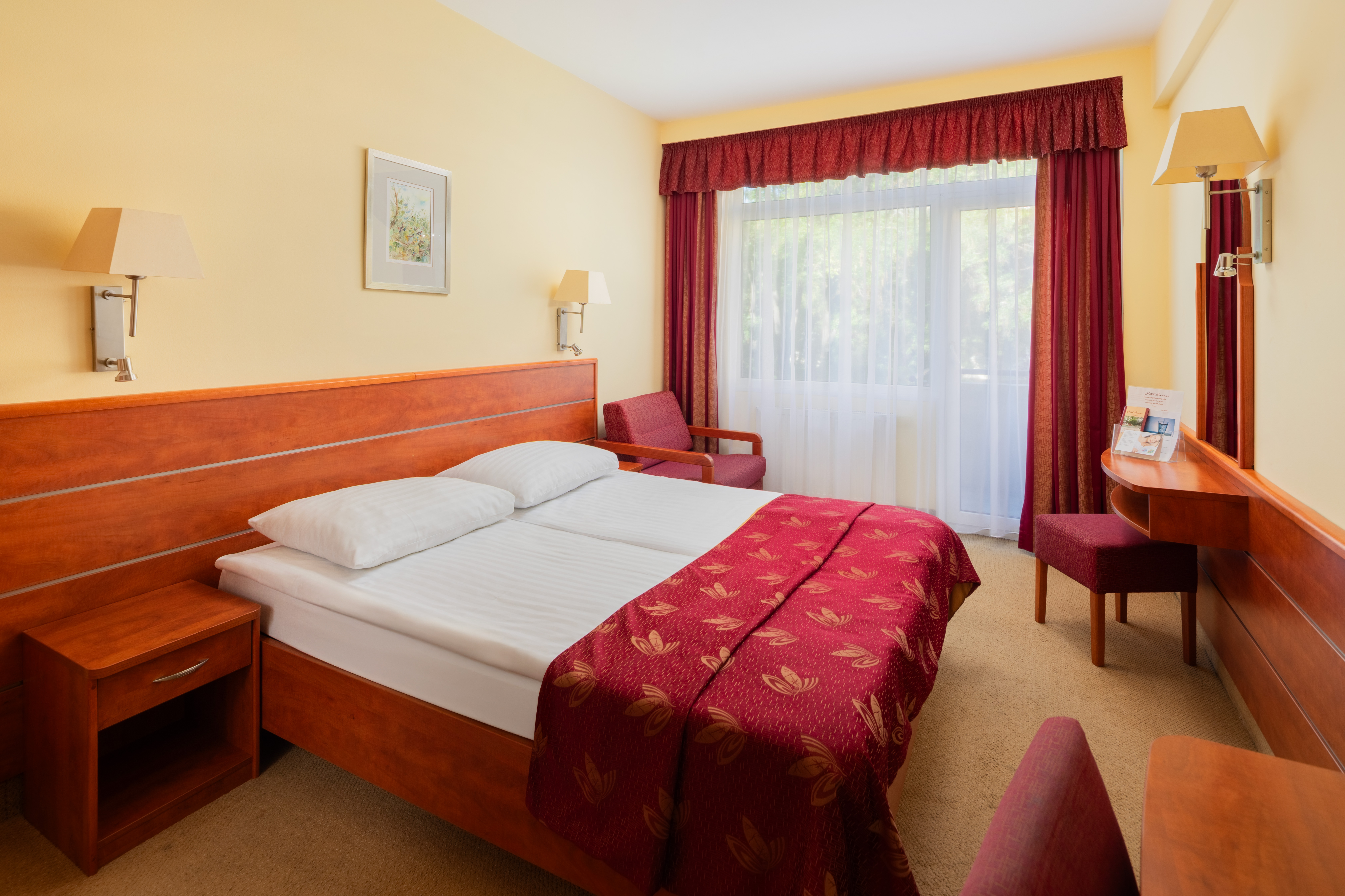 Superior, Single, Double or Twin Bed