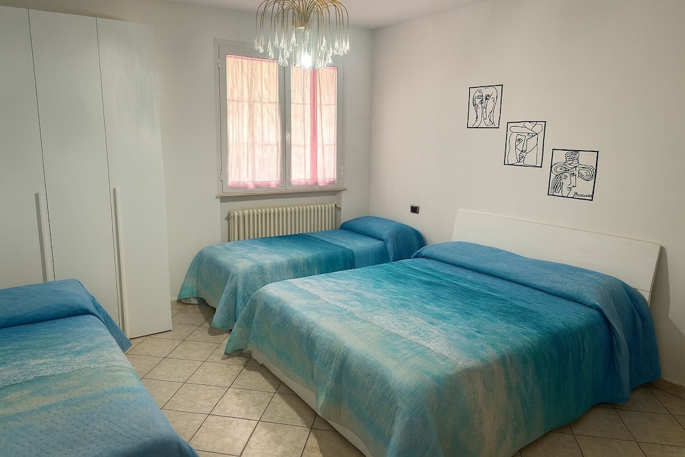 DELUXE, APARTMENT