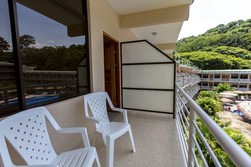 Hotel Arenas Punta Leona 22/66