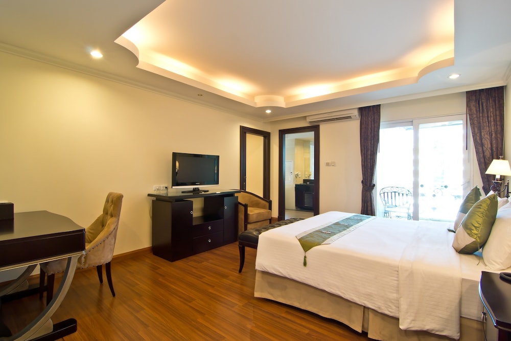 Lk Royal Suite 12/68