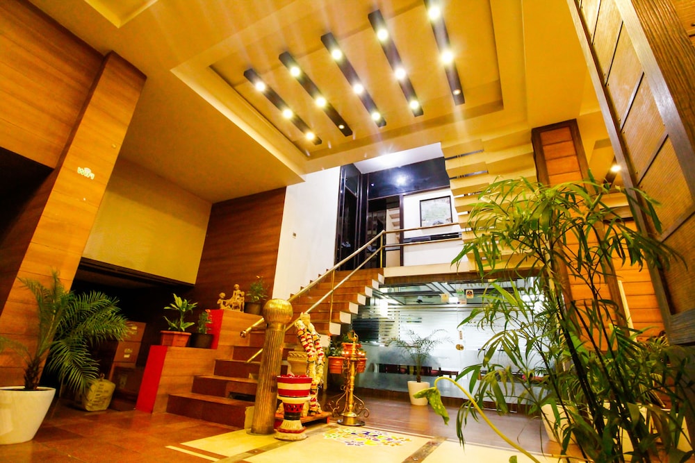 HOTEL RISHI REGENCY 5/32