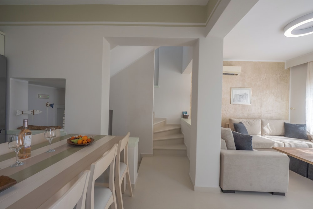 VALEA VILLA NAXOS 26/41