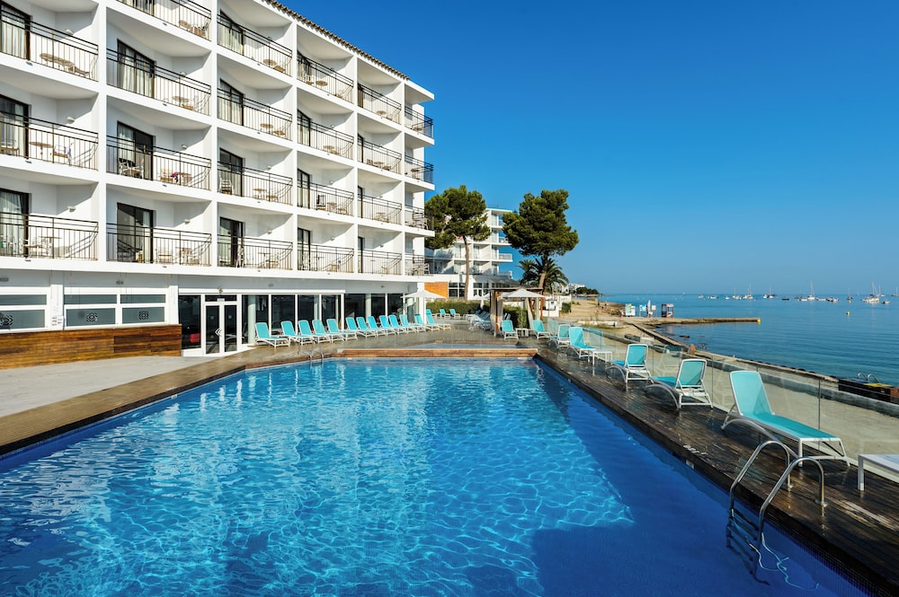 Hotel Vibra San Remo in SANT JOSEP DE SA TALAIA