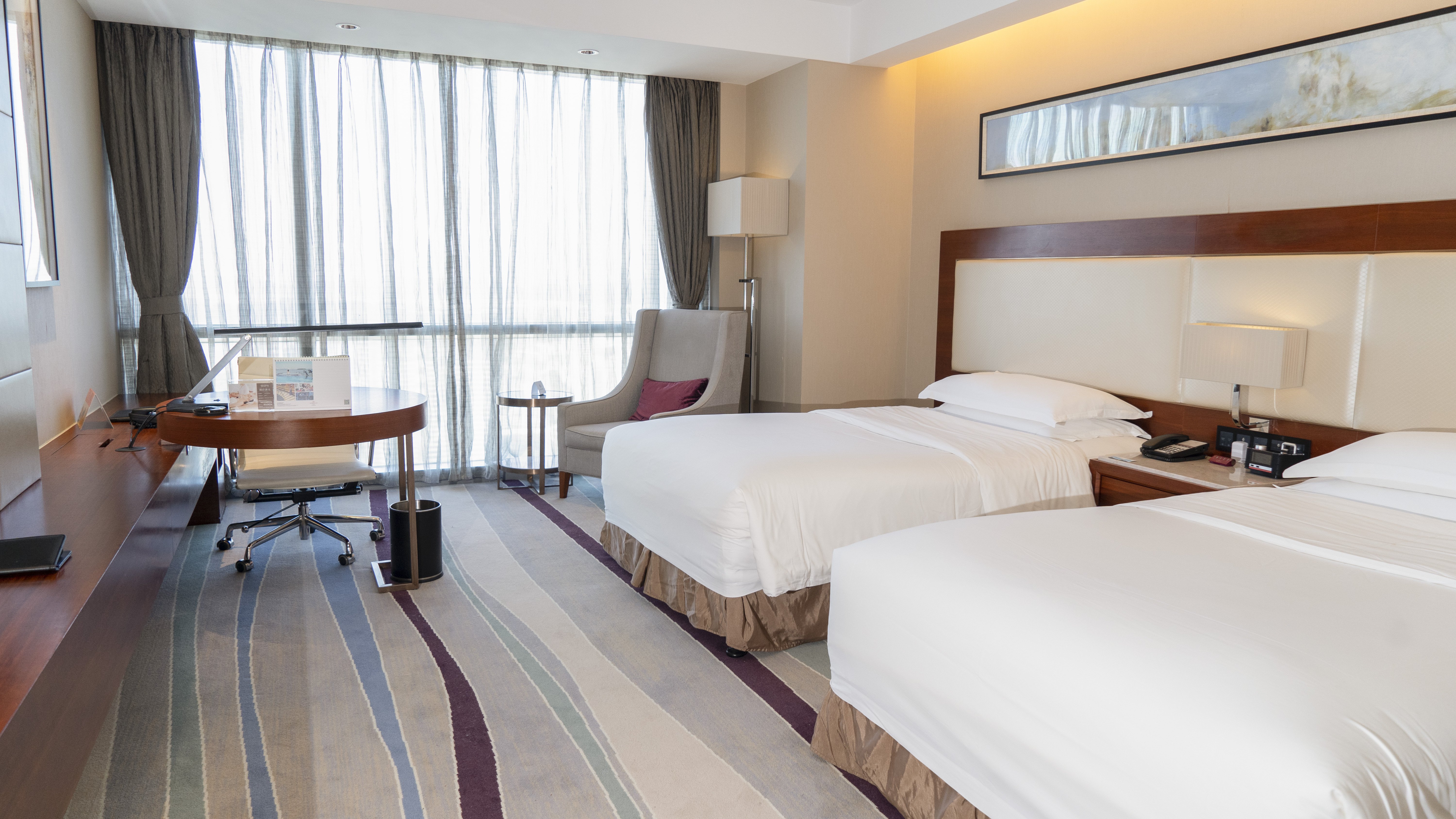 CROWNE PLAZA WUXI TAIHU 28/76