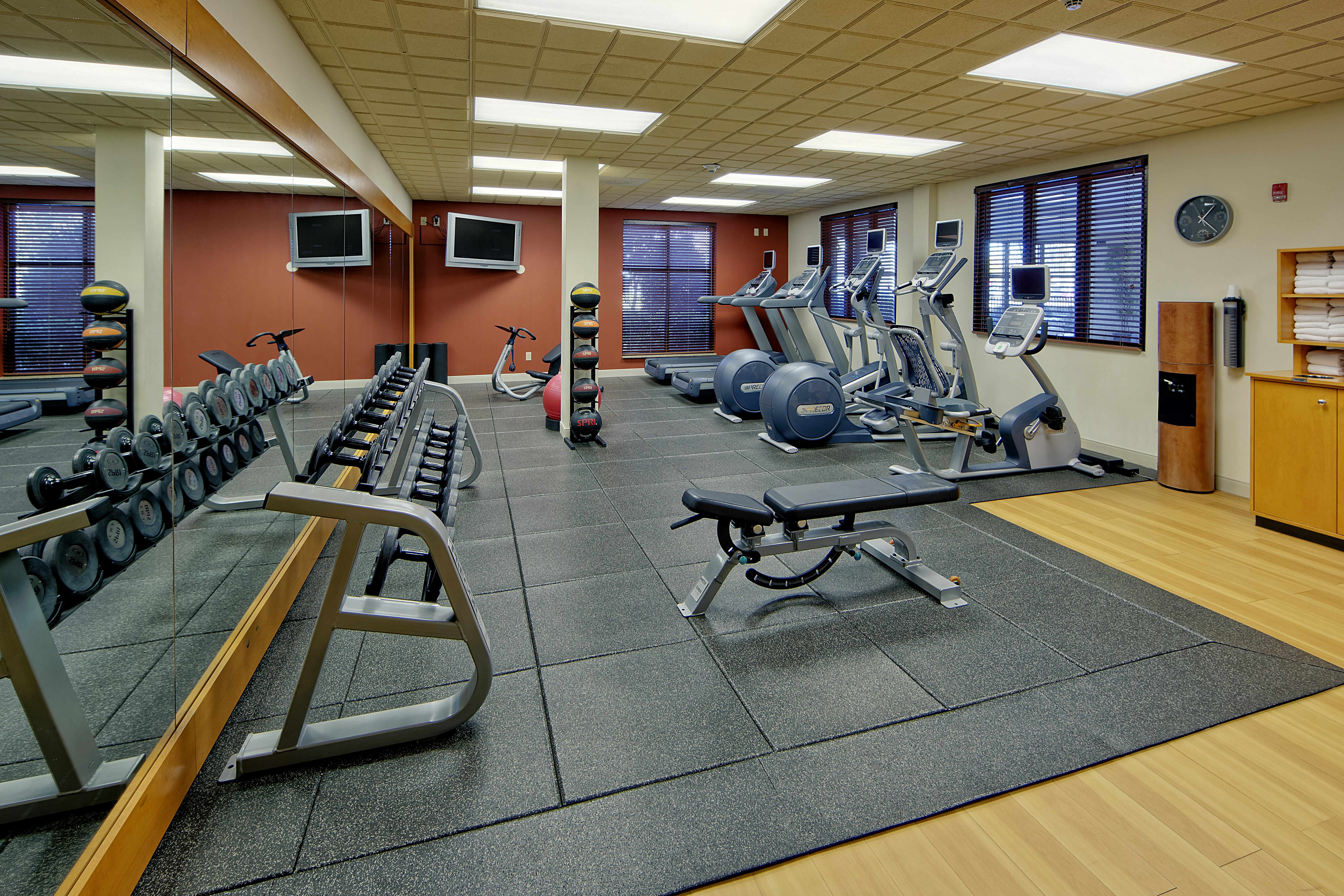 Hilton Garden Inn Memphis/Southaven, MS 12/25