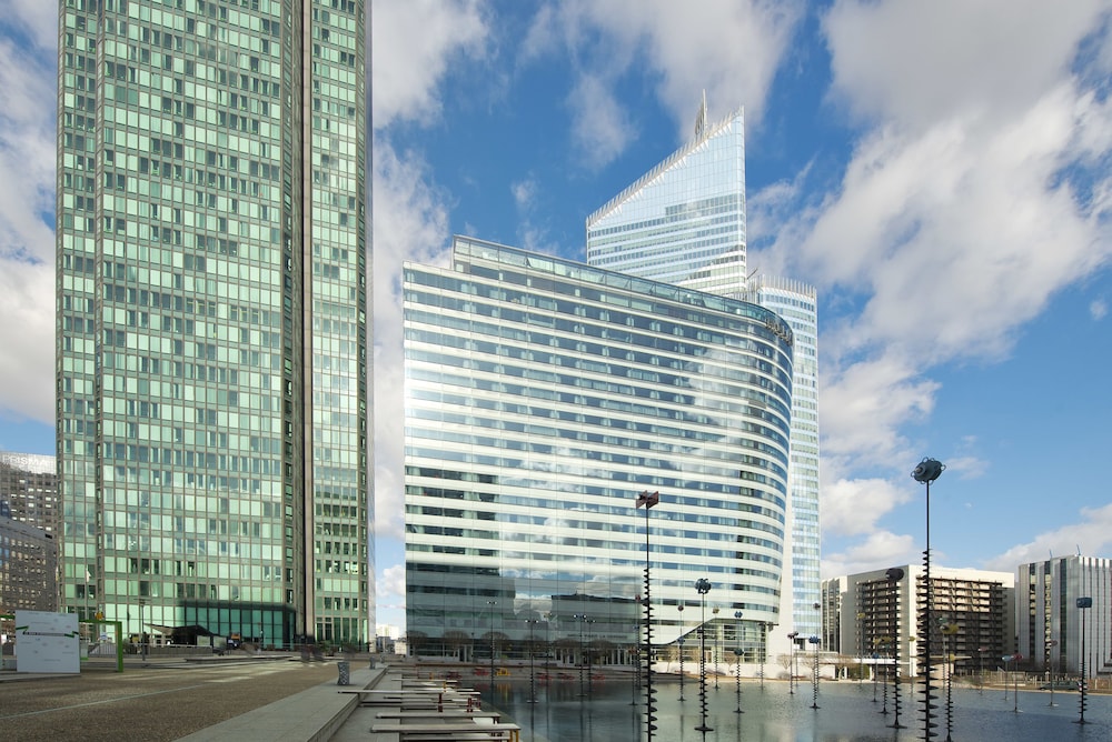 Melia Paris La Defense in COURBEVOIE