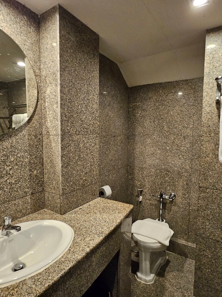 White Palace Hotel Bangkok 72/72