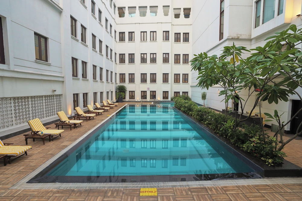 The Lalit Great Eastern Kolkata 63/65