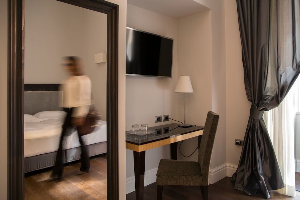 Tridente Suites 34/41