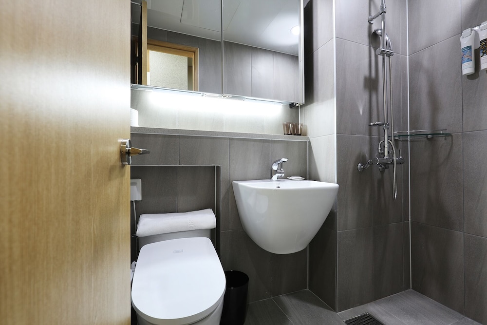 The Stay Classic Hotel Myeongdong 33/37