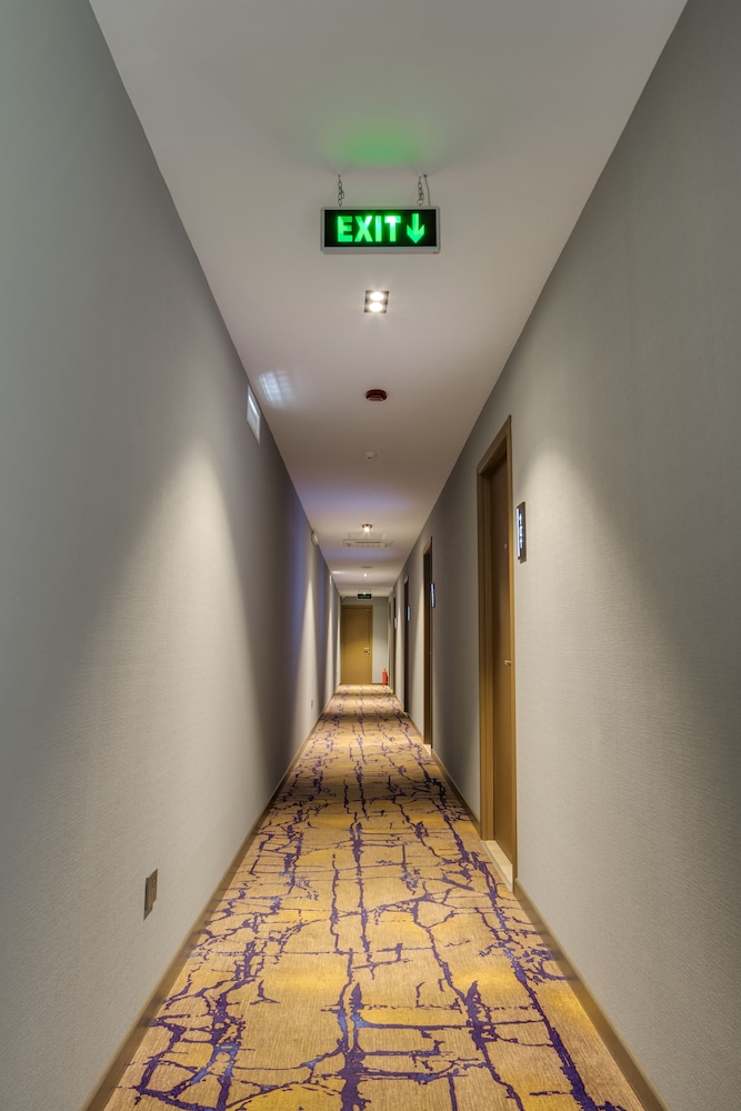 Eleven Inn Tbilisi photo1