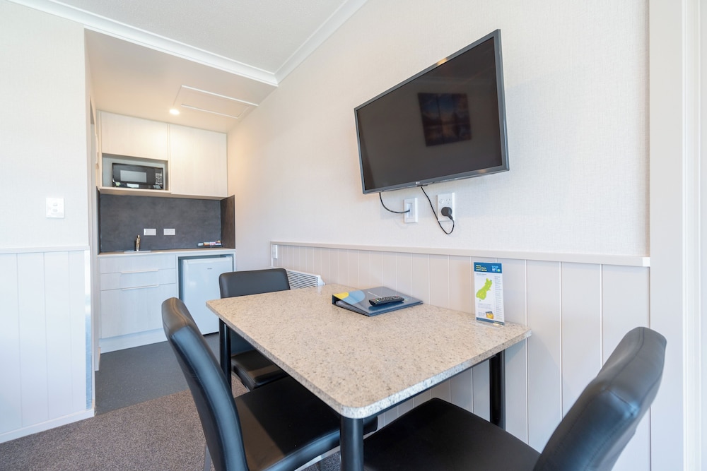 Te Anau Top 10 Holiday Park 44/58