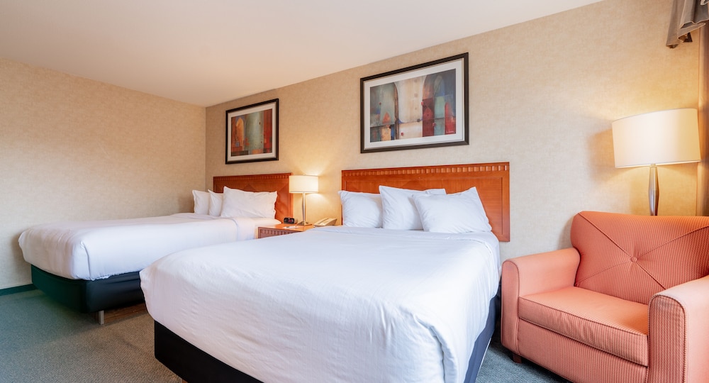 Kanata Kelowna Hotel and Conference Centre 7/47