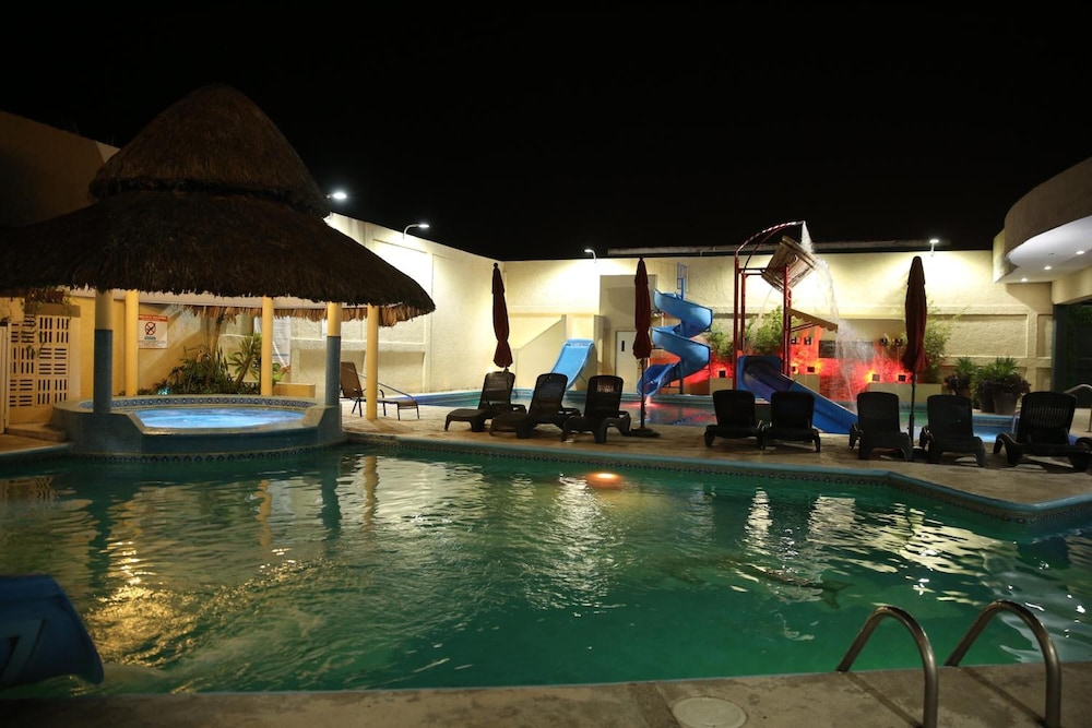 Hotel Miramar Inn 16/32
