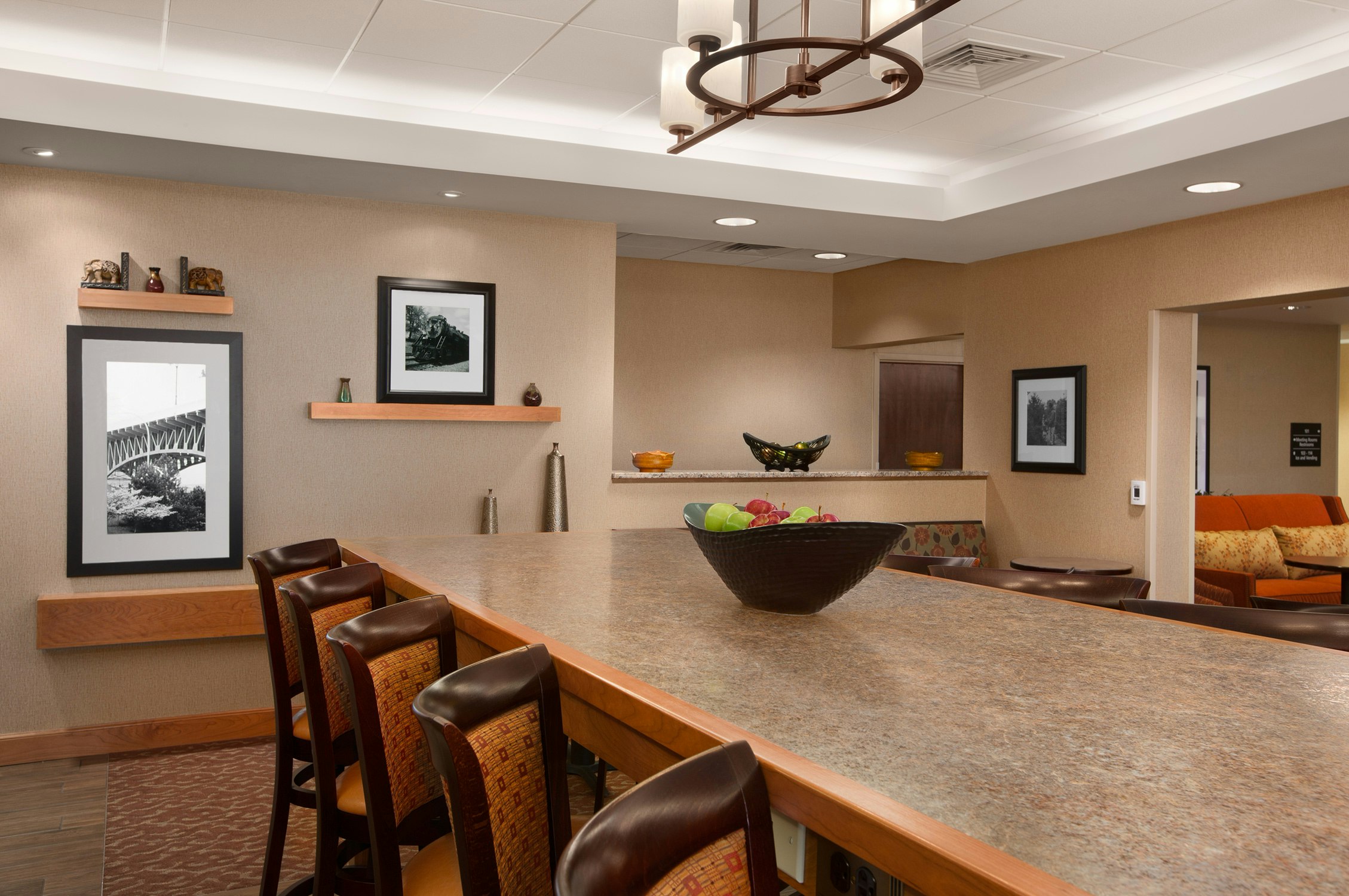 Hampton Inn Waterville 48/55