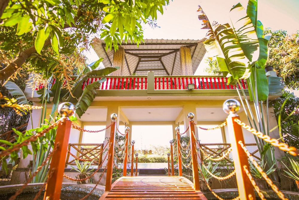 SAAVAJ RESORT — foto 2