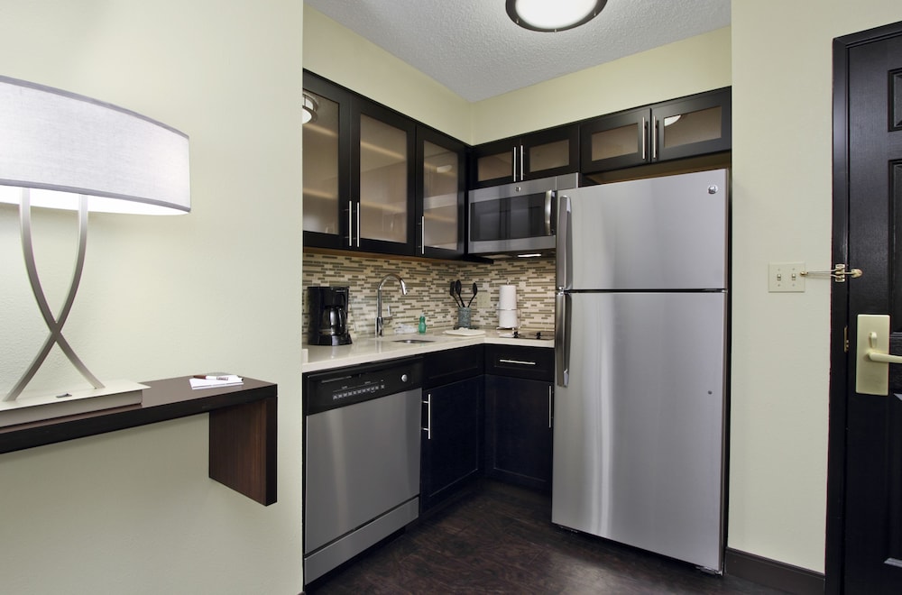 Staybridge Suites Tysons McLean, an IHG Hotel 9/44