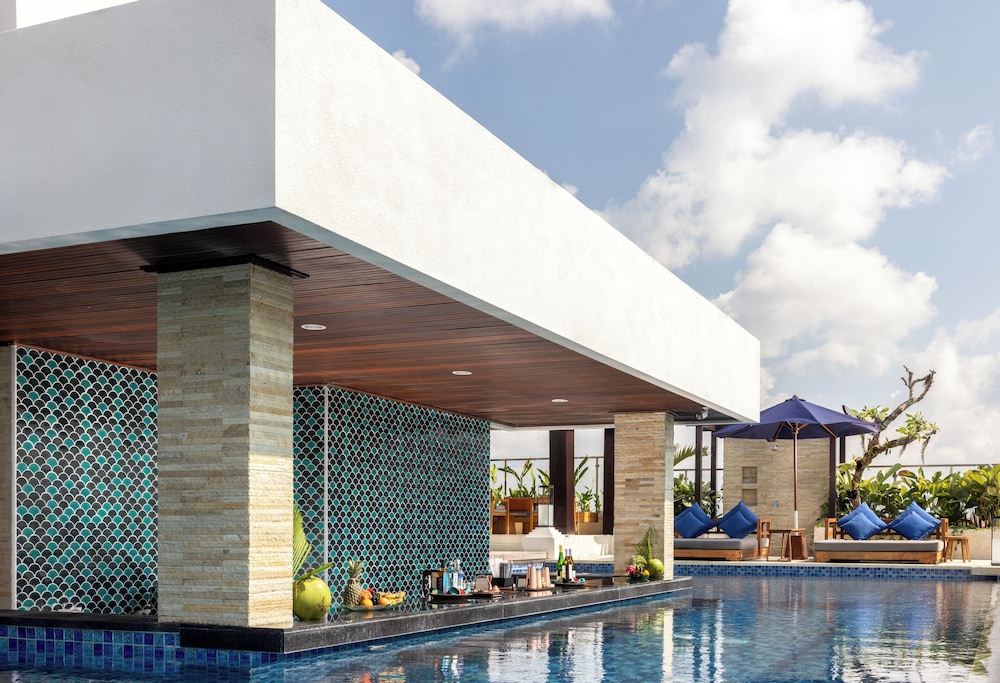 Bali Tropic Resort And Spa 40/72