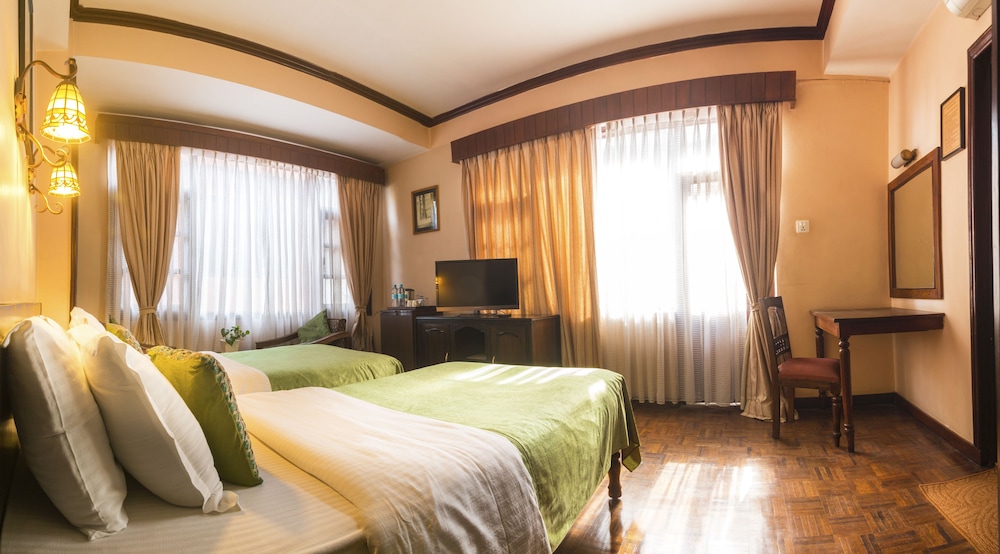 Super, Deluxe, Queen Bed