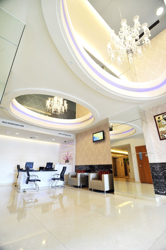 Mayfair Suites - Wmc Tower 5/70