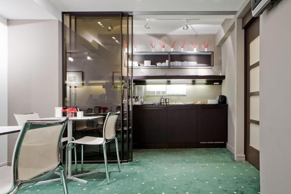 Hotel Zaragoza Plaza 42/50