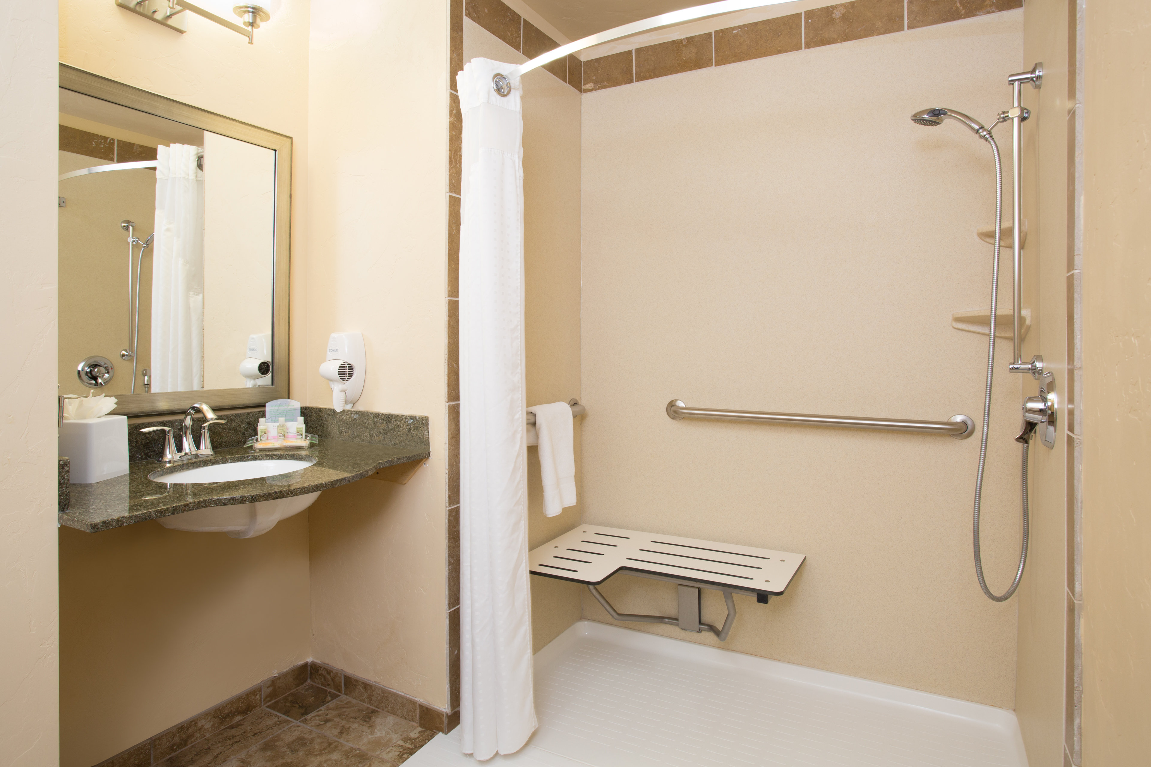 Holiday Inn & Suites Durango Downtown 51/57