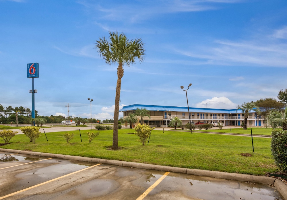 Motel6 Winnie Tx 58/66
