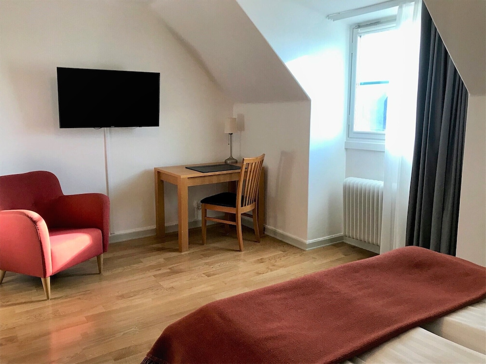 Akademihotellet 31/47