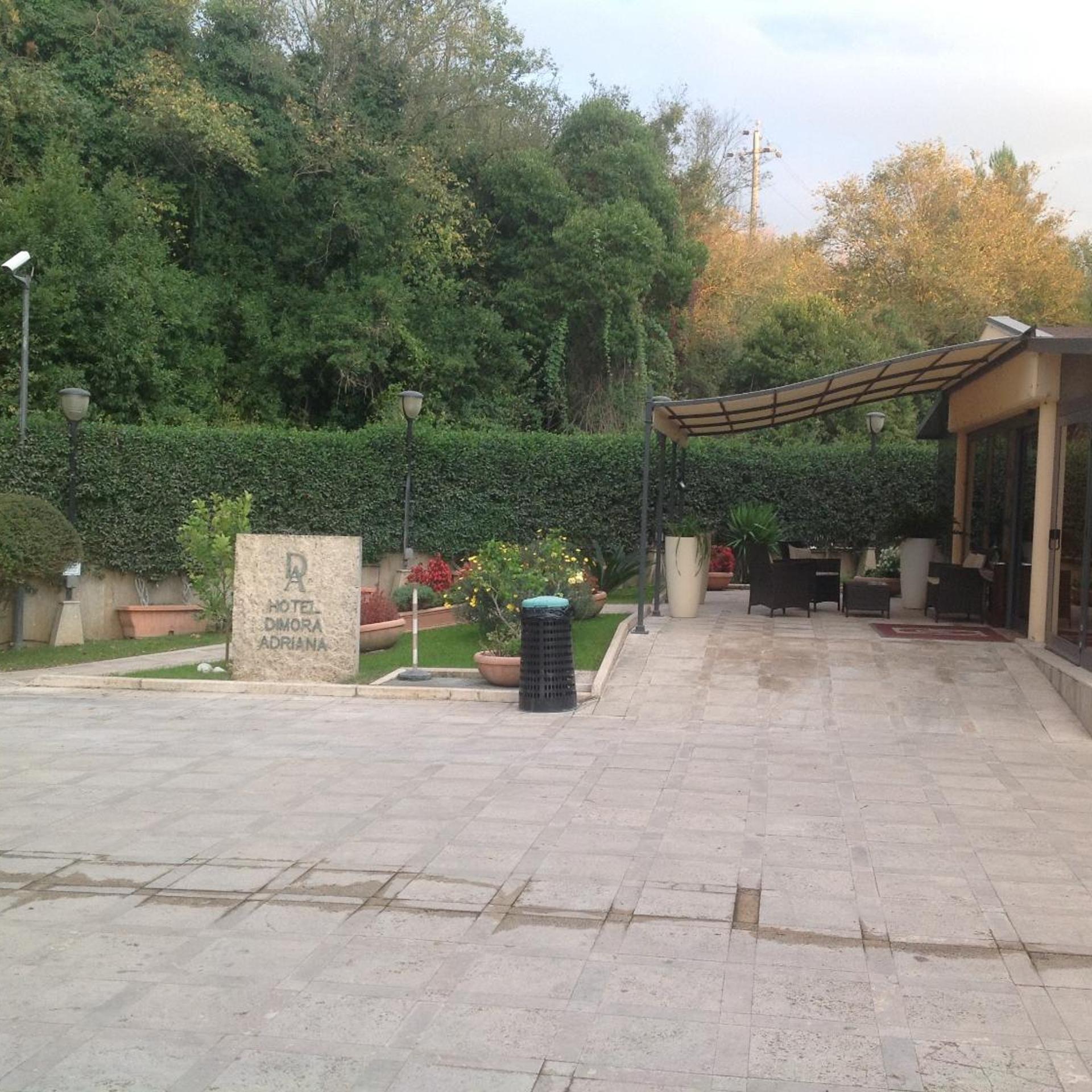 Hotel Dimora Adriana 33/42