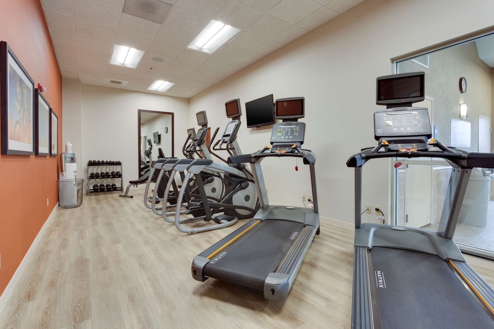 Drury Inn and Suites St Louis O Fallon IL 17/36