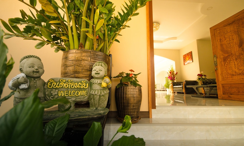 Nok Resort & Hotel 12/50